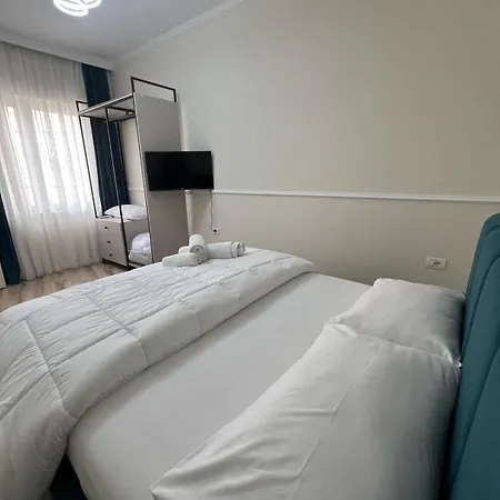 Glauk Apartment